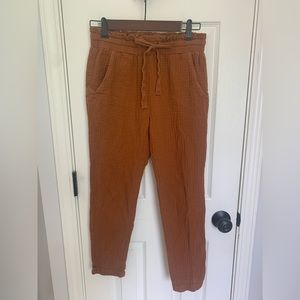 Mason + Belle Linen Cognac Dress Joggers Small